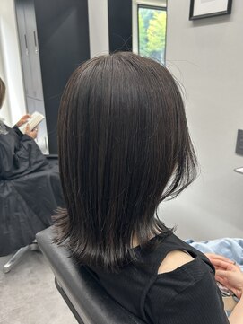 アルター(aL ter) 外ハネミディアムデザインカラー/レイヤーカット