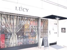 ルーシー(LUCY)の雰囲気（この外観が目印☆）