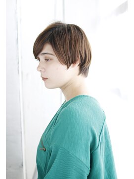 シュシュット(chouchoute) メルティカラー髪質改善ウェーブミディアム似合わせカット/024