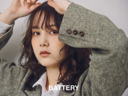 バッテリー ヘアアンドメイク 塚本店(Battery hair&make)の写真