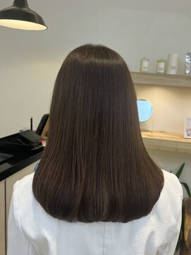 アメリ バイ アピッシュ(Amelie by apish) パーマ落とし/パーマ戻し/20代/髪質改善/パーマ