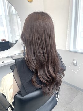 トッカ 茨木(tocca) 透明感たっぷり大人のための艶ブラウン