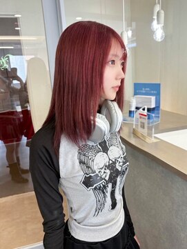 エルサザリープ 三宮(Elsa the leap) ワインレッド/ハイトーン/レイヤー/ブリーチ/チェリーレッド