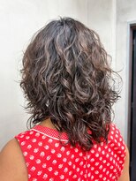 トオ(TOH)&nbsp;ウルフパーマ外国人癖毛風くるくるパーマハードパーマミディアム