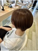 ショートボブ