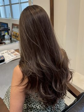 ルイ(ROUIS produced by LUCK 津田沼) ROUIS津田沼 柔らかベージュハイライト