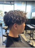 刈り上げアップバング×強めツイスパ