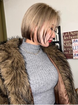 タッセルボブ×ブロンドエンドカラー