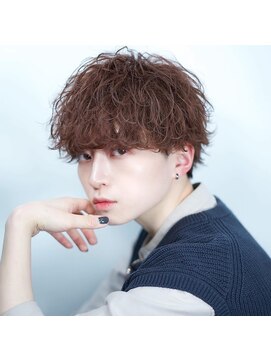 アイトーキョー 池袋(AI TOKYO) 波巻きツイスパマッシュ