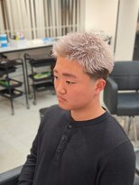 ラピス 名古屋駅前店(Lapis)&nbsp;スパイキーショート×ホワイトシルバー×テーパーフェード