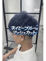 ビオルネ 浦安店(VIE.ORNER)&nbsp;マッシュ/ツーブロック/刈り上げ/ハイトーン/ネイビーブルー