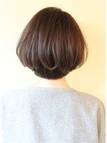 レウナ 外苑前(Reuna)&nbsp;大人女子・ノームコアｘ大人ボブスタイル