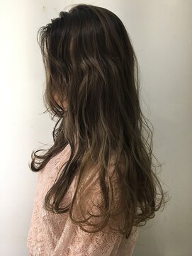 チクロヘアー(Ticro hair) AOI_コントラストベージュ