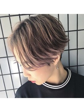 フラミューム 関内店(flammeum) 甘さ控えめ☆やわらかワンカールビターボブ☆【関内　馬車道】