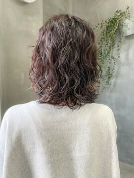 テトヘアー(teto hair) くるくる　ミディアムパーマ　スパイラルパーマ　暗髪