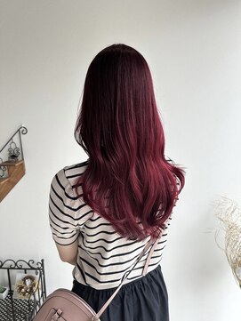 ルーム(Room) wine red color