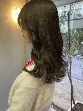 ブレス(Bless) オリーブカラー