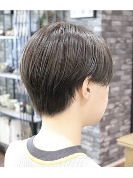ウィスカーヘアー(whisker hair) ハンサムショート