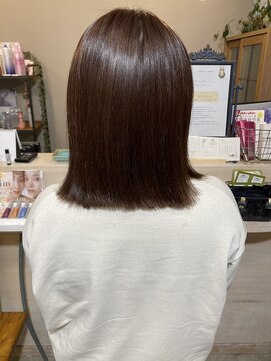 スアバイキキ(SuA by kiki.) 黒髪カタログ/ボブルフ/ネビージュ/ワンレン/小顔スタイル[千葉]