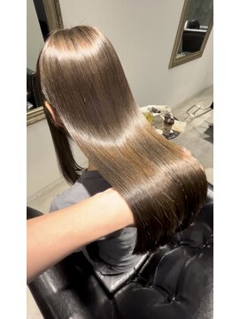 グレア(Glare) オリーブベージュ×髪質改善