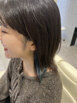 ビューティーバーバー ハナコ&nbsp;ちらっと見えるイヤリングカラー