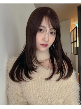 ビプリー(BEAPLY)の写真/傷む、アイロンで巻けない、真っ直ぐになりすぎる...などネガティブなイメージが変わるナチュラルな質感へ