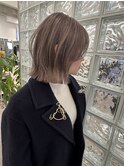 ミルクティーベージュヘーゼルベージュくびれボブワイドバング