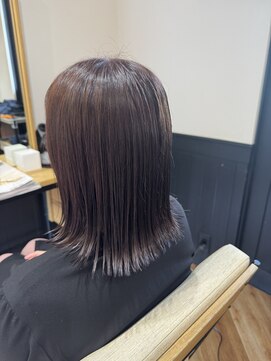 ロク ヘアー(LOC HAIR) 外ハネボブ