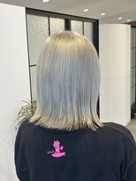 リアン 新城店(Rian) ハイトーンボブ/ホワイトベージュ/切りっぱなしボブ