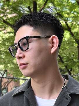 フィフス 渋谷(fifth) 漢の夏ヘア極道パーマ×スキンフェードで無骨スタイル