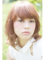 パラオ(Palau) 毛先の動きをだすワンカールスタイル