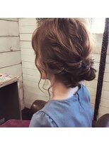 ダブル ヒッチ ヘア(W Hitch hair)&nbsp;編み込みアレンジヘア