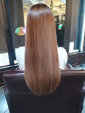 ダッチェス(DUCHESS) 【DUCHESS】縮毛矯正でつやつやストレートを手に入れよう!
