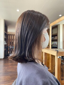 ベビーモード 茶屋町店 やわらかくすみベージュミディ