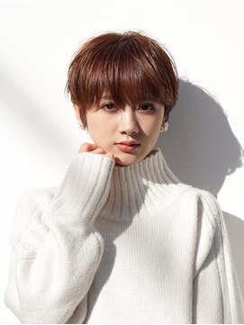 ロビー 表参道(ROBBY) 耳掛けマニッシュショート／大人ショート／表参道／30代40代50代