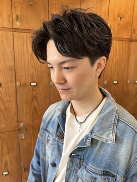 レーヴス(REVES) 毛流れニュアンスパーマ センターパート