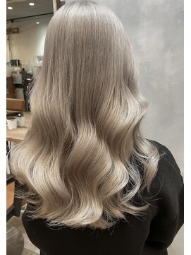 アグ ヘアー ロイグ 郡山店(Agu hair roaig) ホワイトミルクティー