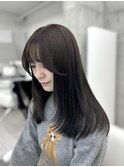 透明感オリーブグレージュ×レイヤーカット