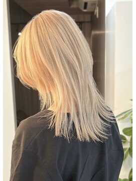 ラフテル(RAFTEL) 【RAFTEL 鴨井】ウルフヘア×ミルクティーホワイト