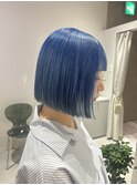 ペールブルーハイトーンダブルカラー成増ボブ