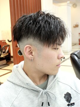 クレス 戸田店 メンズ店(CLESC) ツイストパーマ×スキンフェード×前下がりマッシュ