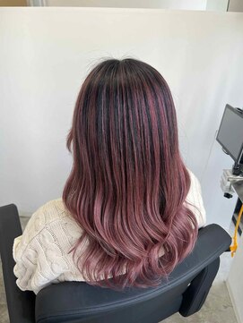 ウキ(uki) ピンク　グラデーション