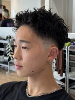 フィフス(fifth)&nbsp;スパイキーパーマスパイキーショート短髪パーマ刈り上げフェード