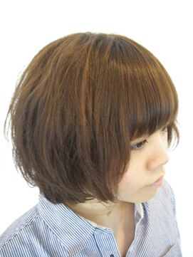 アイコン トゥーグランノール(EIKON to grand nord) 春ボブ Bee