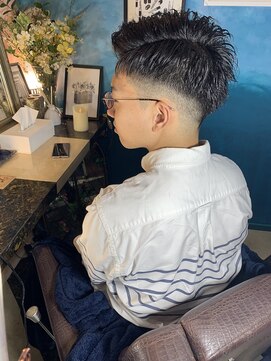 アスイン(asuin) ソフトアップバングフェードヘアー
