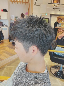 ラボヌールヘアーレーヴ 池袋店(La Bonheur hair reve) 前上りショート