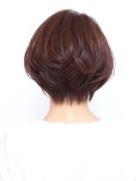 ムム(mumu)&nbsp;大人かわいい♪襟足スッキリ丸みのあるひし形小顔ショートボブ