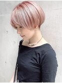 春夏ハイトーンカラーショート×ホワイトピンクミルクティー☆