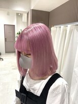 シンシェアサロン 原宿店(Qin shaire salon) BLACKPINK リサ 髪色ピンク  韓国ハイトーン