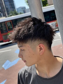 ヒロギンザ 新橋銀座口店(HIRO GINZA) フェードツイストアップバング